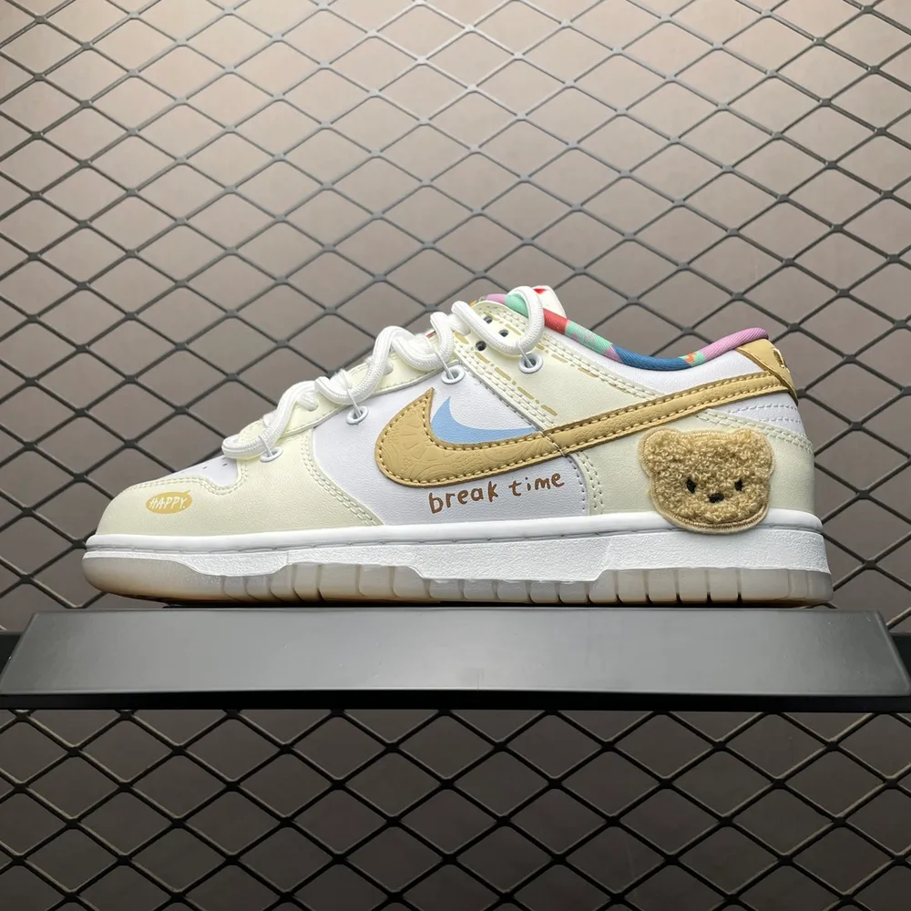 💰620 純原NK Dunk Low 客制款 低幫休閒板鞋 FN8913-141 尺碼：35.5 36 36.5 37.5 38 38.5 39 40 編號：31YEFFJ