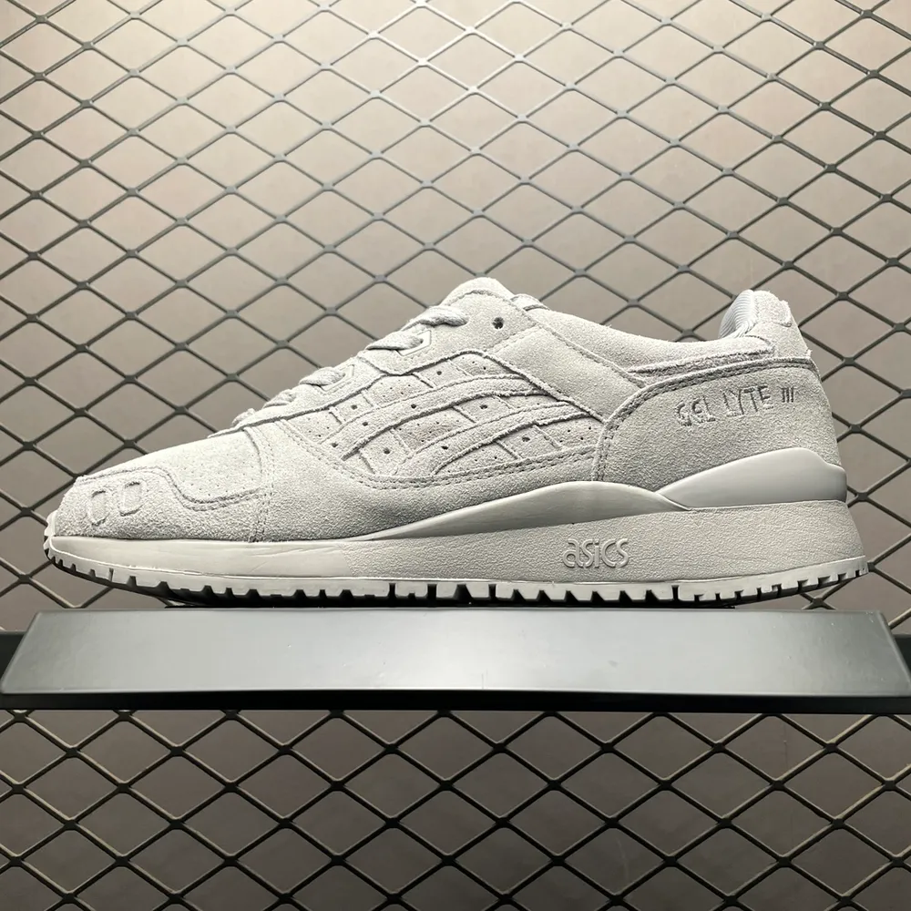 💰569 純原Asics 亞瑟士 GEL-LYTE III OG 聯名款復古低幫運動休閒跑步鞋 1201A050-020 平臺專供品質 區別市面通貨 尺碼：36 37 37.5 38 39 39.5 40 40.5 41.5 42 42.