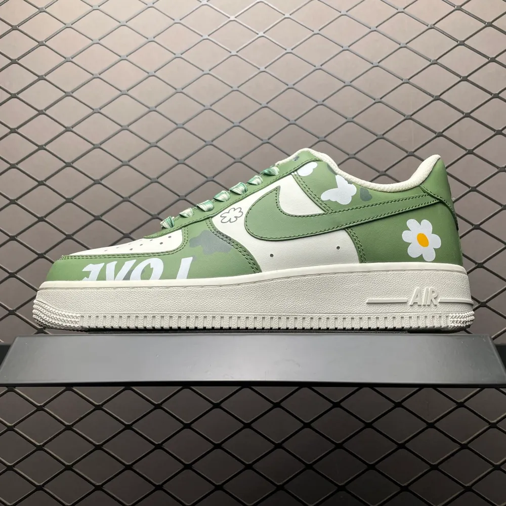 💰550 純原NK Air Force 1 Low 空軍一號低幫休閒板鞋 CW2288-662 尺碼：36 36.5 37.5 38 38.5 39 40 40.5 41 42 42.5 43 44 45 編號：25TDEF33