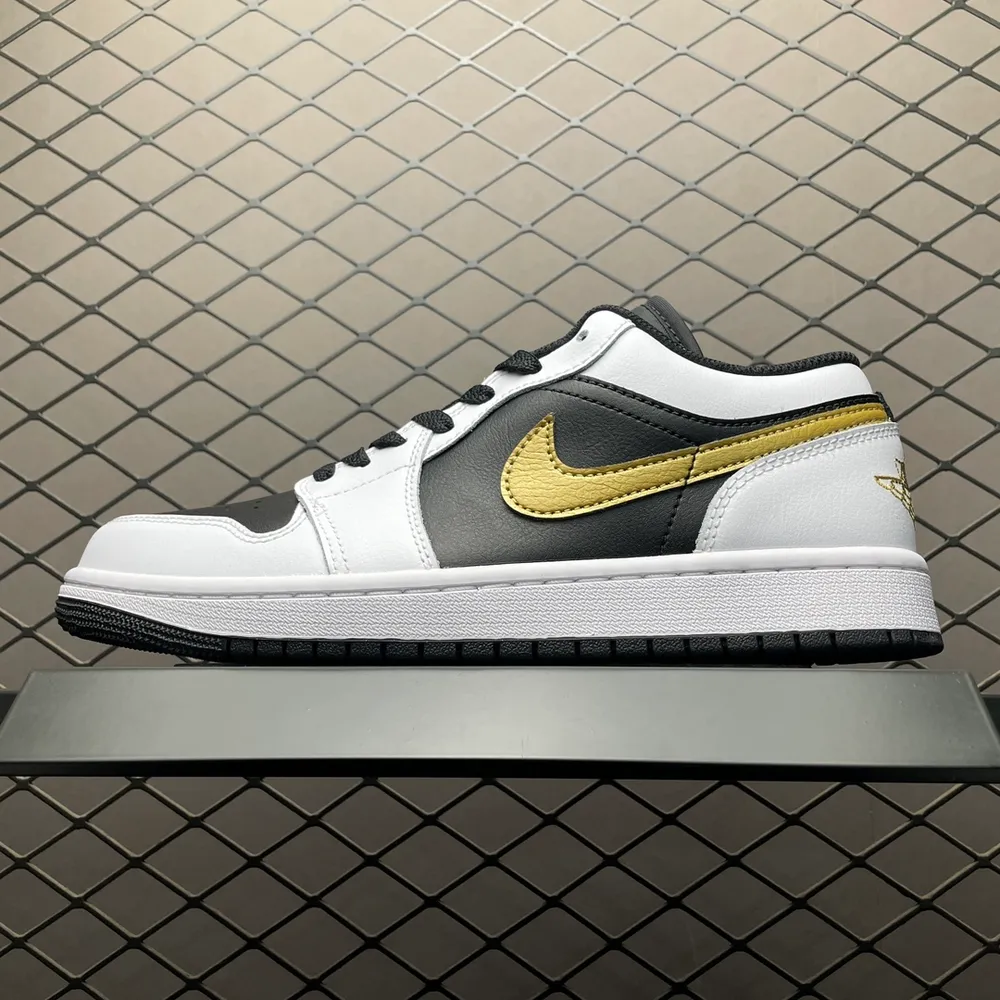 💰569 純原Air Jordan 1 Low AJ1喬1低幫文化籃球鞋 553558-172 目前市售最高品質出貨 原鞋開發 平臺訂單專用代工流水線打造 一眼ZP既視感 每一個配色均採購原鞋確認細節 尺碼：40 40.5 41 42 4