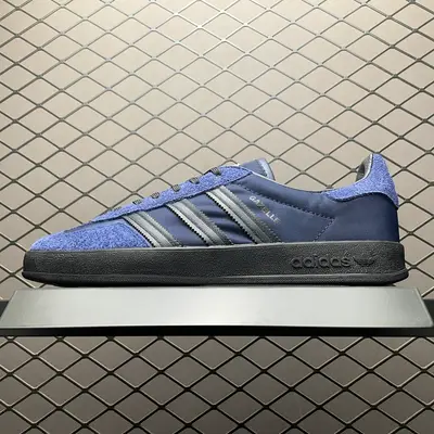 💰550 純原 Hikari Shibata x AD 阿迪 Gazelle Indoor 聯名款 低幫運動休閒板鞋 IH9986 草莓熊 新版本 S2同源大廠出品 品質加量不加價 尺碼：36 36.5 37 38 38.5 39 40 