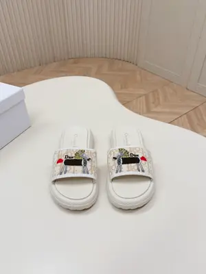 Dior迪奧2026ss夏季新款仙女刺繡拖鞋