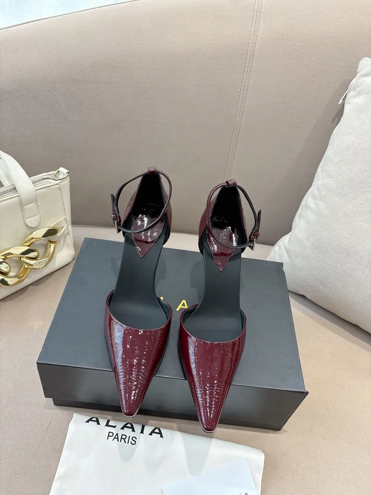 P660​​Alaïa2026春夏小方頭高跟鞋​​