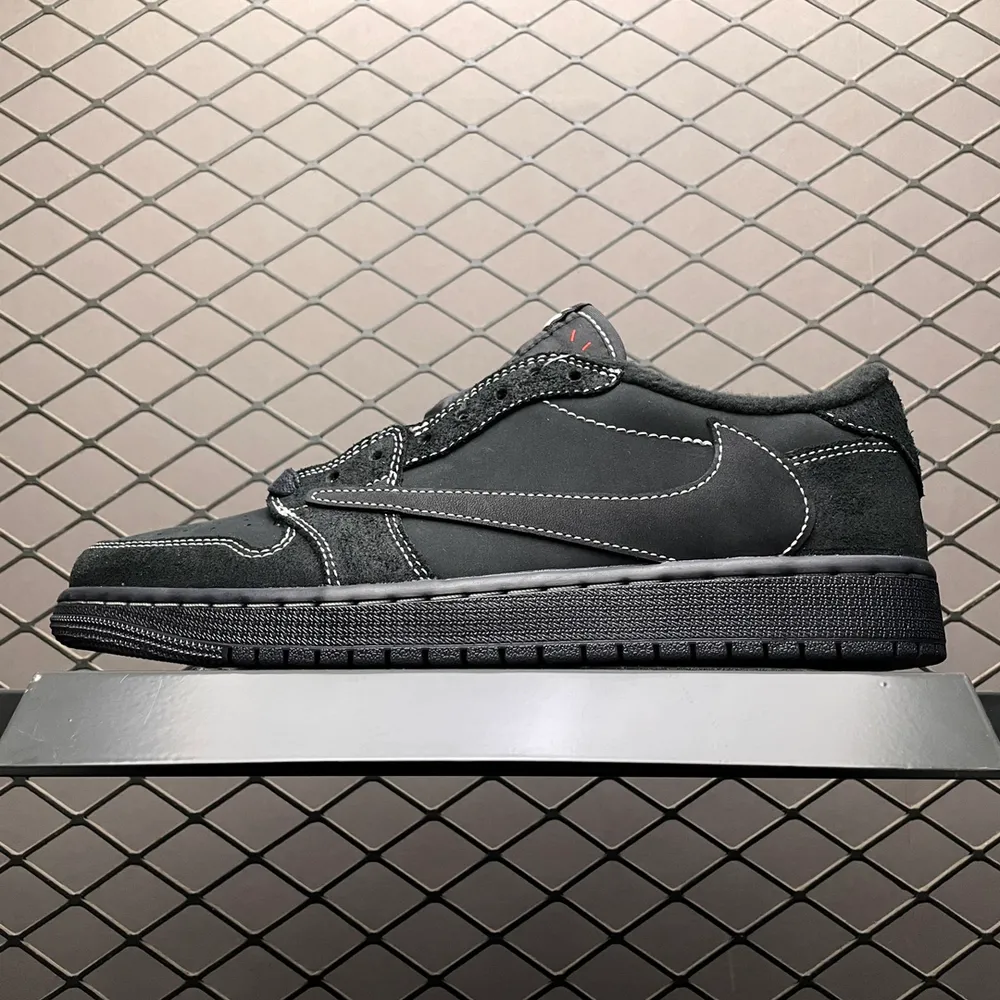 純原版本 Travis Scott x Air Jordan 1 AJ1喬1 TS 聯名倒鉤 DM7866-001 黑武士  國內頭部一線大廠品質 原鞋原楦頭紙板 原廠資料開發打造 所有材料配套都是一線高規格配置 平臺高階零售外貿專供品質 