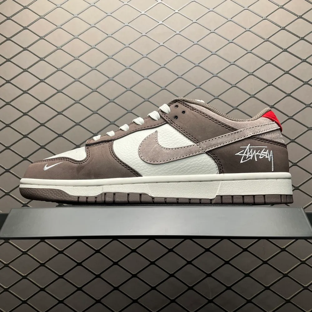 💰640 純原NK Dunk Low 客制款 低幫休閒板鞋 SF1029-408 尺碼：36 36.5 37.5 38 38.5 39 40 40.5 41 42 42.5 43 44 44.5 45 編號：33YEFFJ