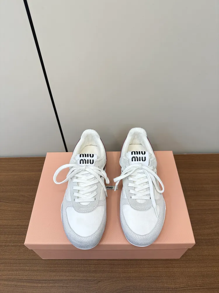 Miumiu 2024秋冬新品撞色阿甘球鞋p610（男碼+10）