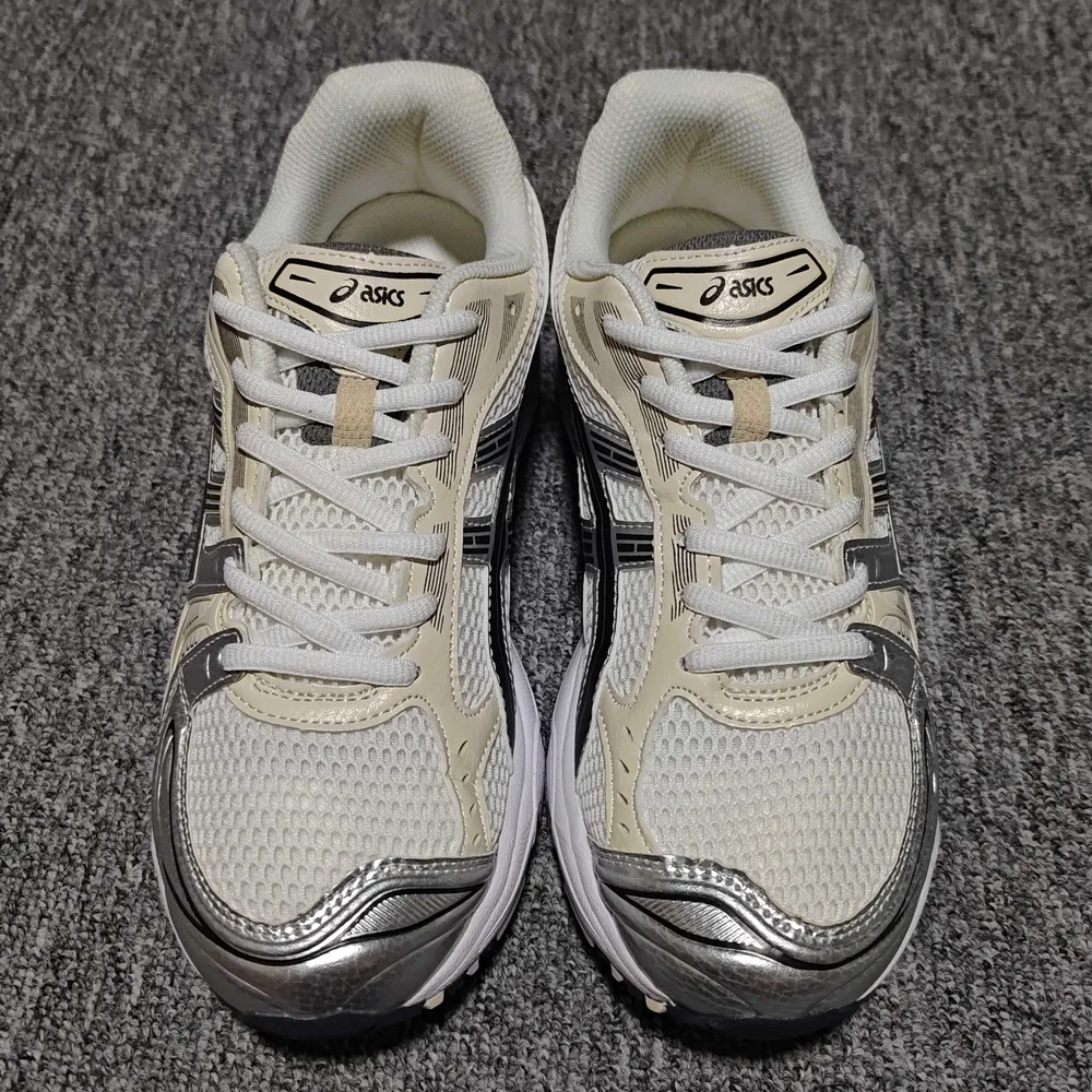 💰530  純原 外貿走量版 Asics 亞瑟士 GEL-Kayano 14 低幫運動休閒跑步鞋 1202A056-109 尺碼：36 37.5 38 39 39.5 40 40.5 41.5 42 42.5 43.5 44 44.5 4