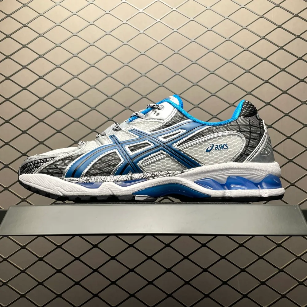 💰569 純原Asics 亞瑟士 GEL-Nimbus 10.1 低幫運動休閒跑步鞋 1203A543-101 高階零售專供品質 尺碼：36 37 37.5 38 38.5 39 39.5 40 40.5 41.5 42 42.5 43.