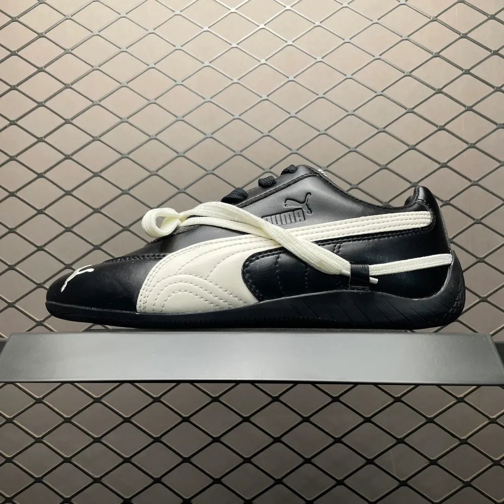 💰550 純原Rose x Puma 彪馬 Speedcat 聯名款低幫休閒鞋 404390-01 尺碼：35.5 36 37 37.5 38 38.5 39 40 40.5 41 42 42.5 43 44 45 編號：25YEFF17