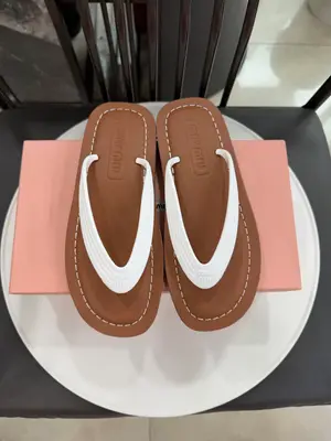 💰560  Size：35-41