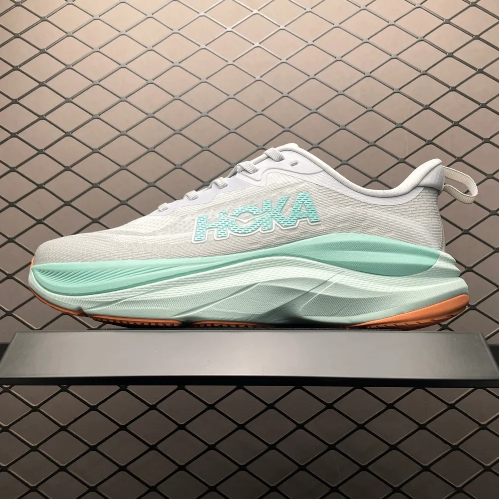 💰550 純原Hoka M Skyflow 超輕厚底輕量跑步鞋 1155113 市售最高品質 原版開發 正確後跟細節 區別市面通貨版本