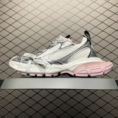 純原Balenciaga 巴黎世家 3XL 做舊復古老爹鞋 840090 巴黎世家十代 官方全套配件鞋盒 鞋帶 防塵紙配套齊全 尺碼：35 36 37 38 39 40 41 42 注意：尺碼偏大 編號：43OHTT101