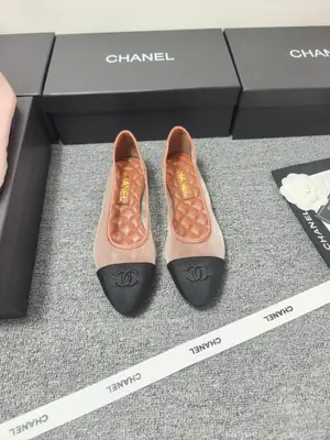 經典之作，香香最值得擁有的經典中的經典款 ，拼色百搭，簡約精緻，專櫃中的萬年長青款，永不過時