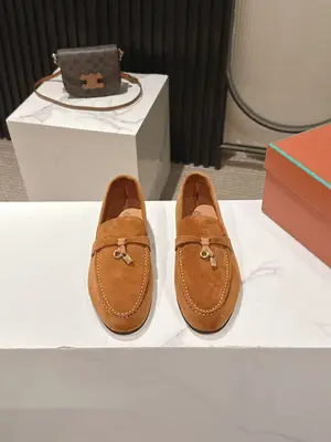 💰690 男款+10  Loropiana經典情侶款高絲光牛皮樂福皮鞋🔥🔥🔥🔥🔥