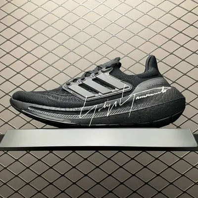 💰600 純原Y-3 x AD 阿迪 Ultra Boost Light 山本耀司Y3 簽名款 聯名款 超彈力爆米花中底休閒跑步鞋 IF2347 尺碼：39 40 40.5 41 42 42.5 43 44 44.5 45 46 46.5